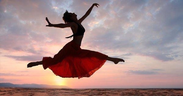 Dear 15 Year Old Me, You’re Bisexual And It’s Okay