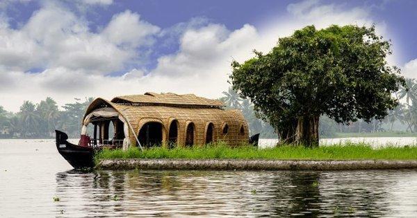 Once Again, Lonely Planet Has Named Kerala The Best Family Destination. Pack Your Bags Already!