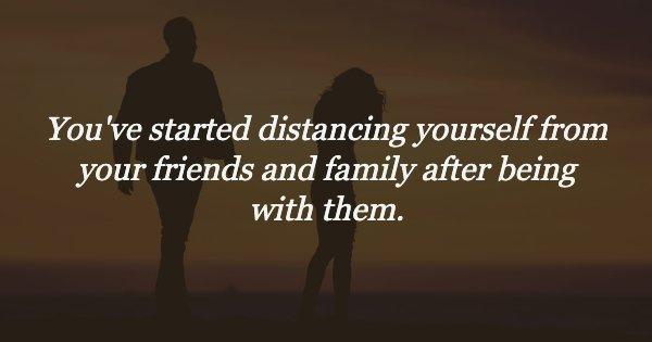 23 Red Flags That Are Telling Signs Of A Toxic Relationship