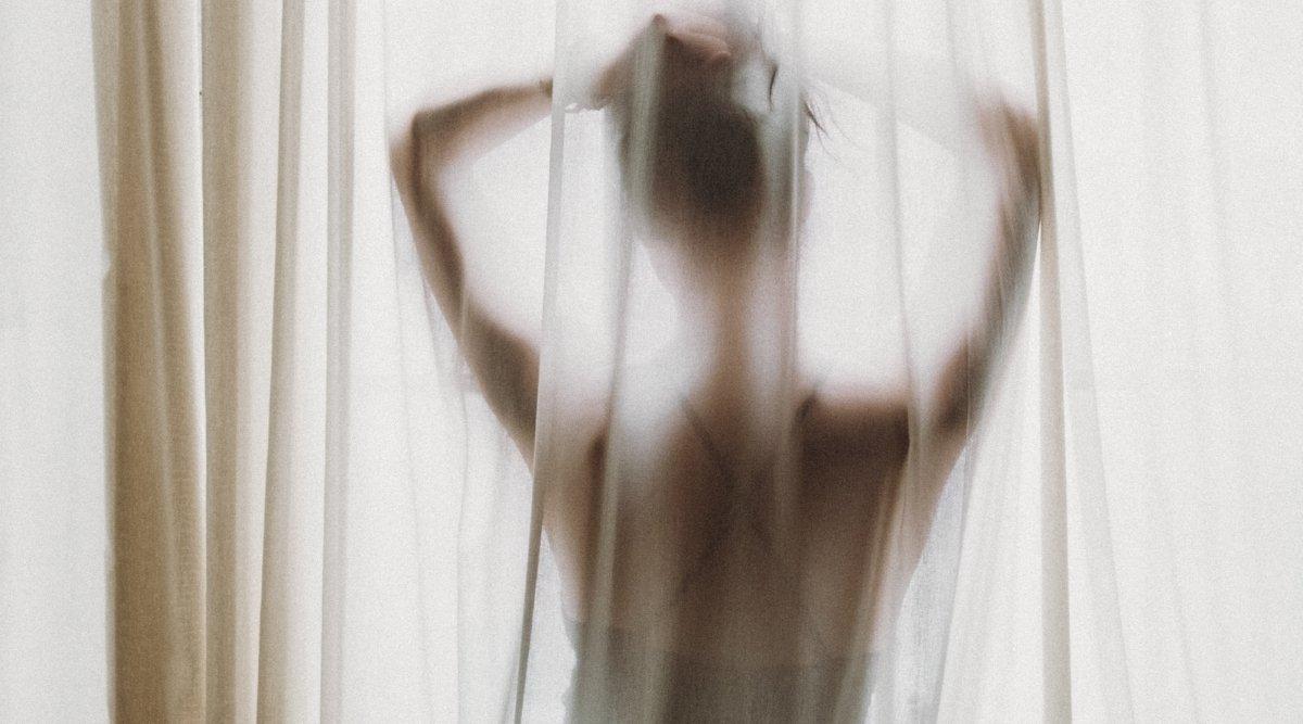 What’s The Difference Between Porn & Erotica? Here’s Everything Explained