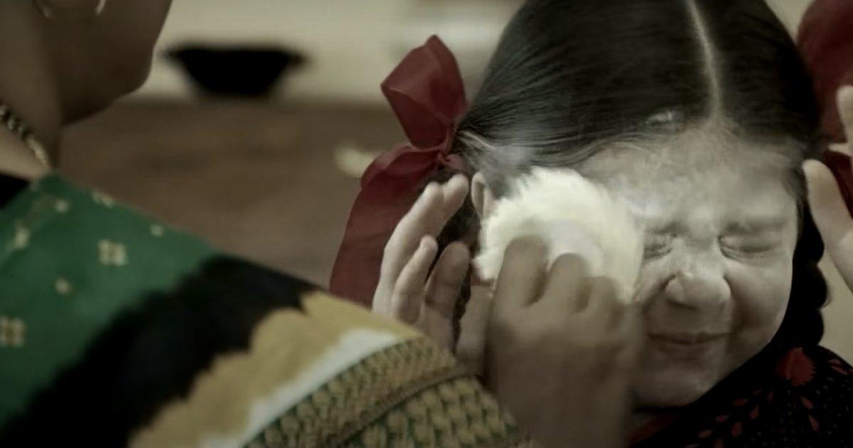 Woman Shares How Her Aunt Shamed Her Mother’s Skincare Routine Just Because She’s Dark-Skinned