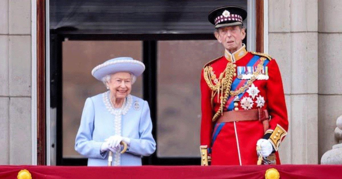 Dhoom 2 London Edition: The Queen Arrives In A Hologram For Platinum Jubilee Celebrations