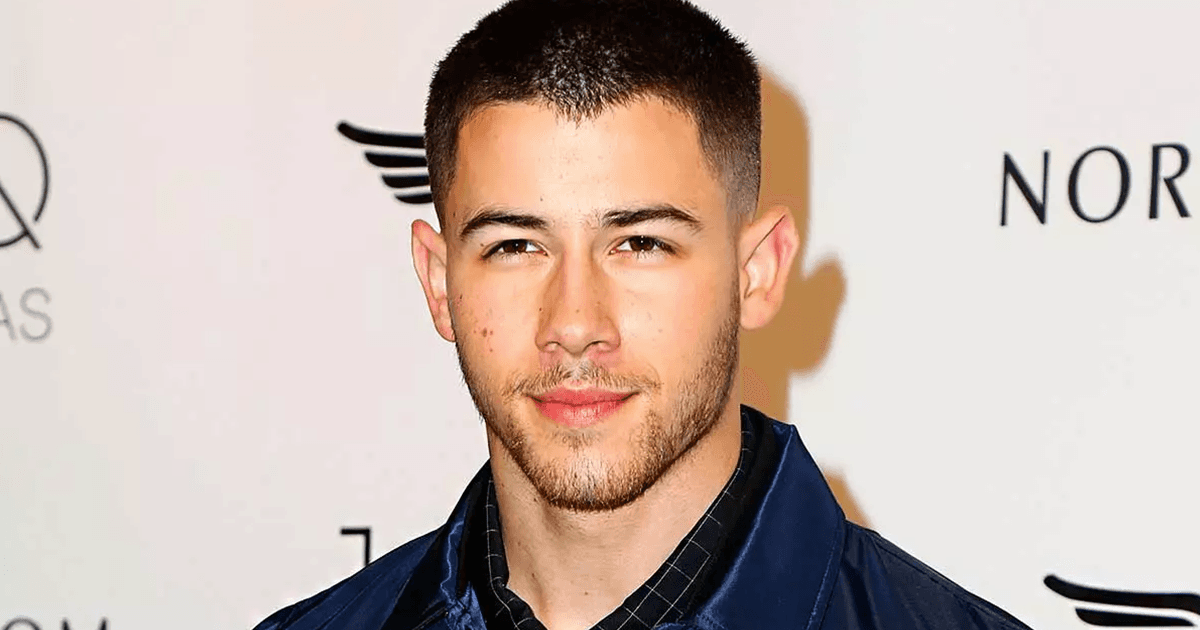 30 Best Buzz Cut For Men & Women That Are Too Cool For School