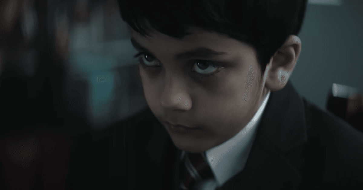 People Are Seeing A Scary Kid Around The City And It’s Eerie To The Core!