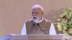 Narendra Modi Revisits His 2005 Statement “World Will Stand In Line For Indian Visa,” We Expect These 6 Changes Soon! 